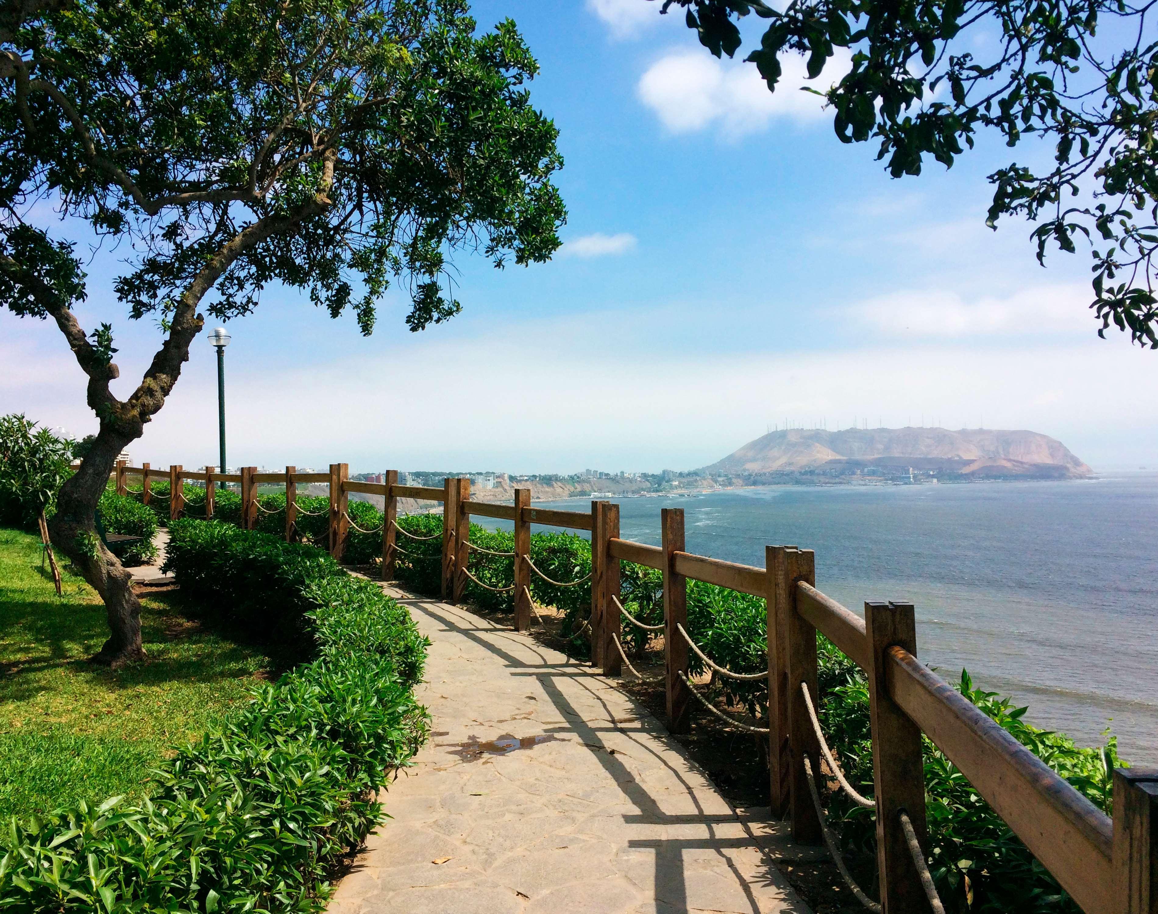 Doubletree By Hilton Lima Miraflores El Pardo Exterior foto
